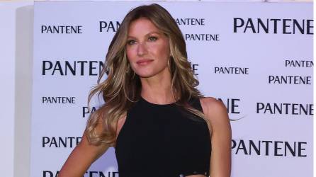 En julio de 2022, Gisele compartió una serie de fotografías para conmemorar el cumpleaños 73 de su mamá. “Gracias por amarnos, inspirarnos y enseñarnos siempre. Gracias por darme la vida. Te quiero mucho”, escribió entonces la modelo.