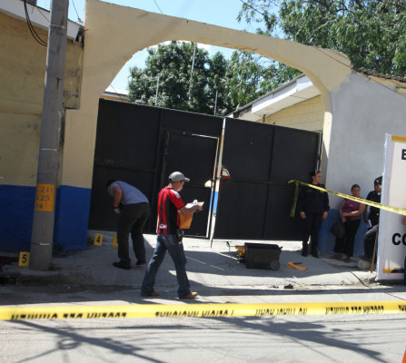 Policía hondureño se mata jugando a la ruleta rusa