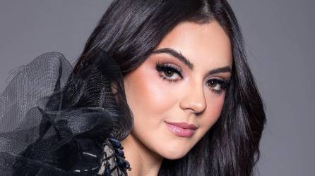 La generadora de contenido mexicana Melissa Navarro es una de las más populares de América Latina. Actualmente sus videos tutoriales de moda y maquillaje, así como retos, la catapultaron a la fama en su país. Ahora, gracias a la popularidad que ha obtenido en los últimos tiempos en TikTok, hizo que conociera a otro TikToker. Hablamos de Massad, con quien inició una amistad que en corto tiempo se transformó en noviazgo, creando juntos una novela virtual que ha mantenido en vilo a sus seguidores, que ansiosos esperaron meses por ver su anhelado encuentro.