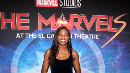 Nia DaCosta asiste a la aparición sorpresa de talentos de THE MARVELS Fan Screening en El Capitan Theatre de Hollywood, California, el 9 de noviembre de 2023.