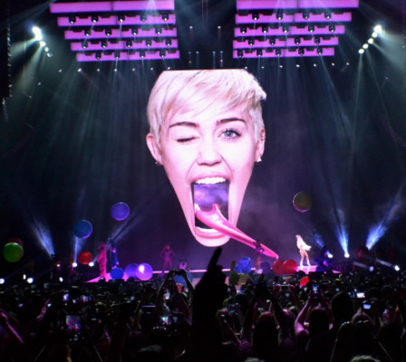 Problemas legales para Miley Cyrus