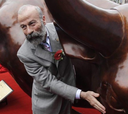 Fallece a los 80 años el escultor del toro de Wall Street, Arturo di Modica