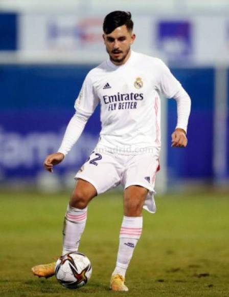 El defensa español Victor Chust debutó de manera oficial en el primer equipo del Real Madrid.
