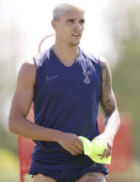 Erik Lamela: El mediocampista argentino del Tottenham decidió pintarse su cabello.