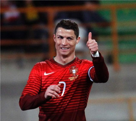 Cristiano, elegido mejor jugador portugués de la historia
