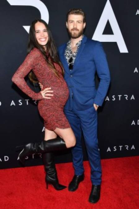 Chelsea Tyler, hija de Steve Tyler, y su pareja Jon Foster.