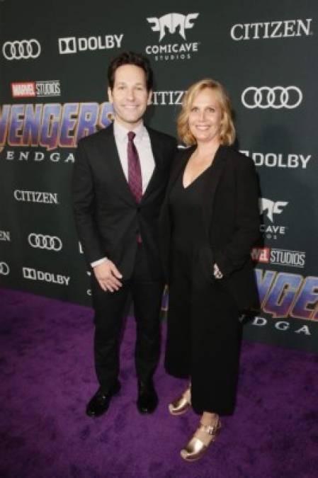 El actor de Ant-Man, Paul Rudd, fue acompañado por su esposa, Julie Yaeger.