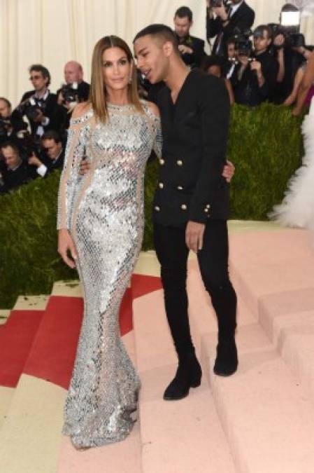 Olivier Rousteing y Cindy Crawford de Balmain.