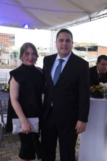 Karen y Daniel Rodríguez.