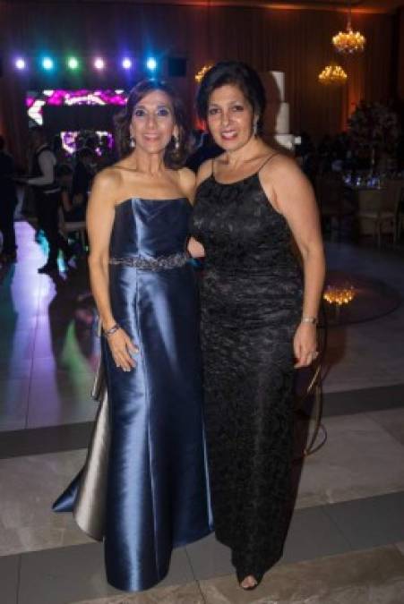 Diana Larach y Sandra Kafati.