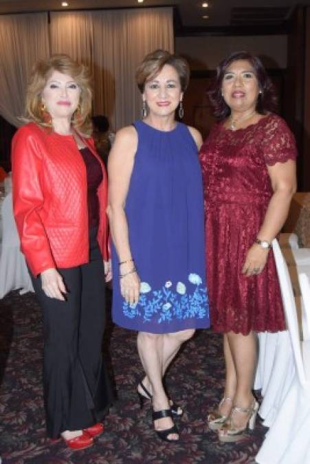 Maritza Lara, Lisseth Nassar y Sheyla García.