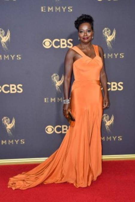 LOS ANGELES, CA - SEPTEMBER 17: Actor Viola Davis attends the 69th Annual Primetime Emmy Awards at Microsoft Theater on September 17, 2017 in Los Angeles, California. Frazer Harrison/Getty Images/AFP