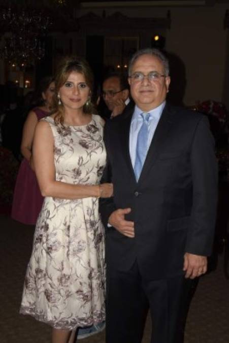 Vivian y Mauricio Kattán.