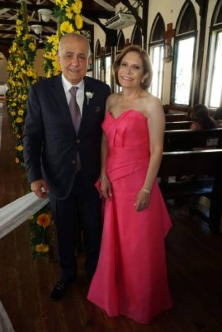 Jhonny y Samira Maalouf.