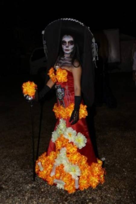 La catrina ganadora se robó los aplausos de los asistentes.