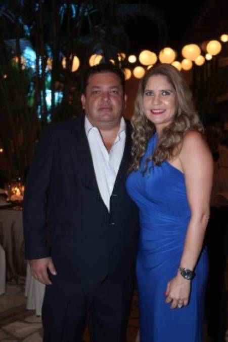 César y Marisol Salgado.