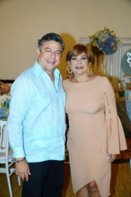 Tomás y Pamela Vaquero.