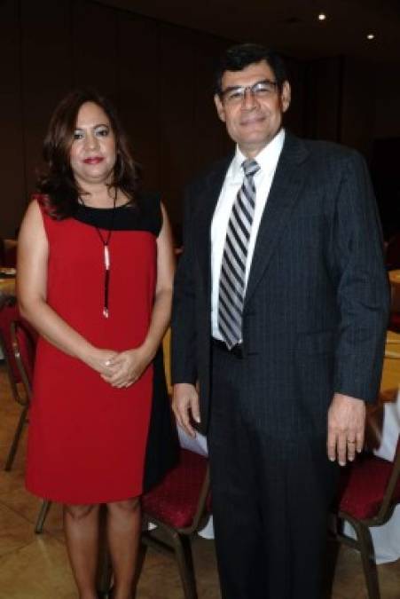 Gabriela Zelaya y Rigoberto Sosa.