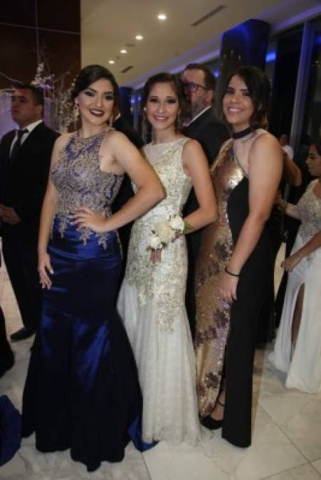 Emily Rodríguez, Fernanda Cwu y Grecia Hingst.