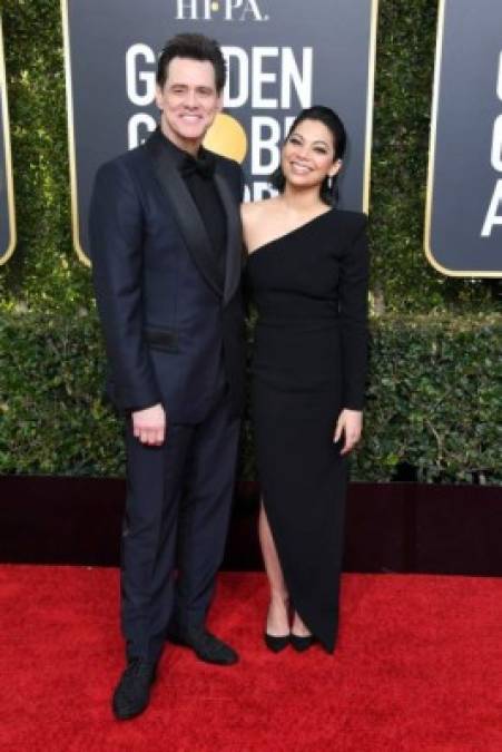 BEVERLY HILLS, CA - JANUARY 06: (L-R) Jim Carrey and Ginger Gonzaga attend the 76th Annual Golden Globe Awards at The Beverly Hilton Hotel on January 6, 2019 in Beverly Hills, California. Jon Kopaloff/Getty Images/AFP