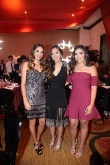 Alessa Matuty, Adriana Rojas y Nathalia Medina.