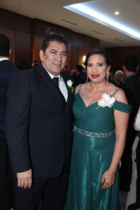 Héctor y Samantha Álvarez.