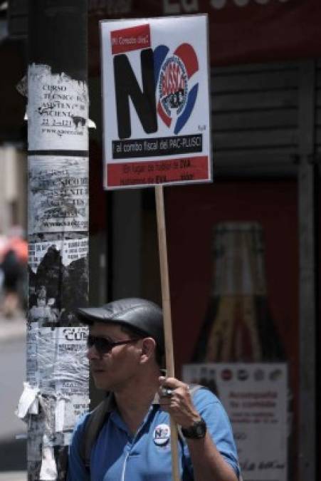 La reforma llamada Ley de Fortalecimiento de las Finanzas Públicas, tiene como principal iniciativa la conversión del impuesto de ventas del 13 por ciento a un impuesto de valor agregado (IVA), con la misma tasa, pero que aumentará la cantidad de productos y servicios por gravar.<br/>