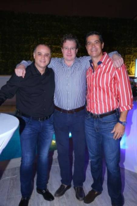Juan Craniotis, David Berkeley y Andrés Egas.