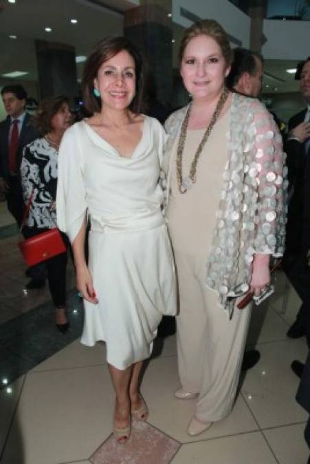 Elisa Nasser y María del Rosario Selman.