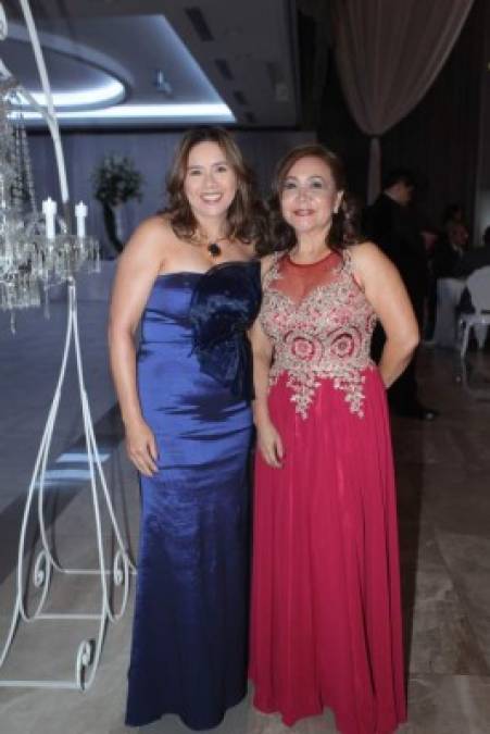 Patricia Benítez y Yanina Berganza.