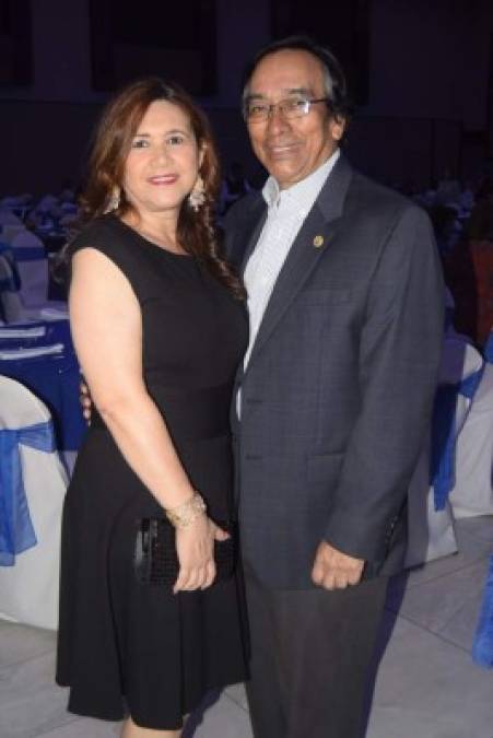 Lizeth y Víctor Rodríguez.