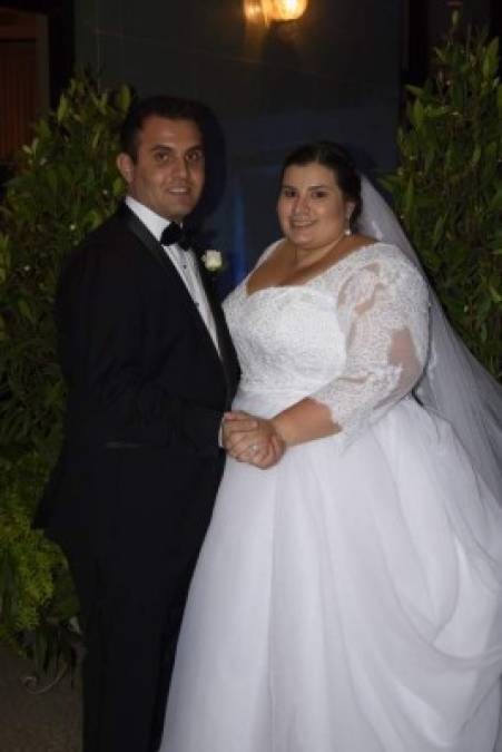 Ibrahim Al-Refaey y Linda Mejía festejaron por su amor.