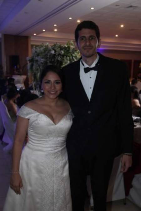 Myrla Isabel García y Andrés Issa Zgheibra Shahín.