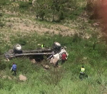 Honduras: Dos muertos en accidente vial en Cuesta de la Virgen