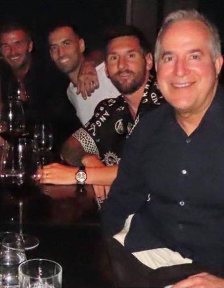 Según cuenta Daily Mail, todo el problema se dio en el restaurante Gekko de Bad Bunny durante una cena familiar entre los Beckham y los Messi. 