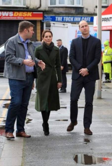 Los comentarios se dan luego de que William y Kate tuvieran un recorrido por las casas deterioradas en Blackpool, donde también se encontraron con adictos a las drogas en recuperación y mostraron simpatía por su difícil situación.<br/>