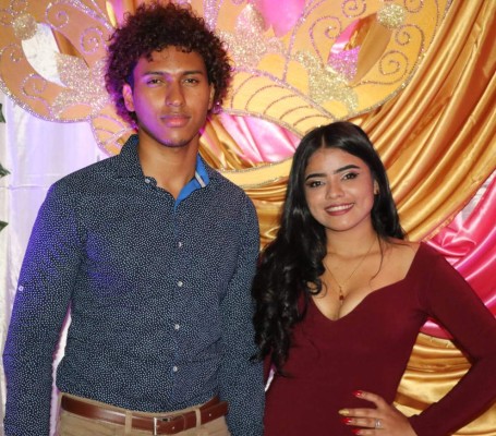 Fiesta de 15 años para Ninel Caballero Flores