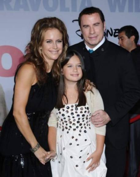 Preston y Travolta tienen a una hija que ha seguido sus pasos, Ella, quien actuó por primera vez junto a sus padres en la comedia de 2009 'Old Dogs'. Durante la gira de prensa la joven llamó a sus padres 'perfectos'.