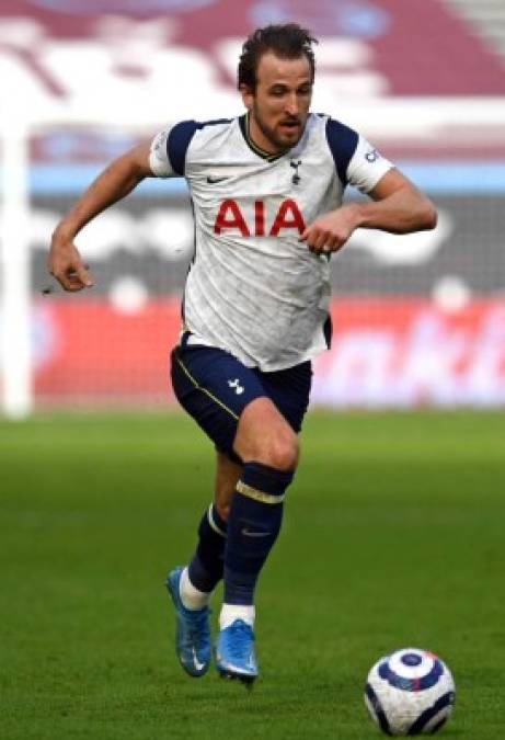 2. Harry Kane - El delantero inglés del Tottenham es valorado en 125 millones de euros. Gracias a sus destacadas actuaciones con los Spurs, tras haber marcado 21 goles y haber asistido a 14 más en 33 partidos en todas las competiciones en 2020/21, el inglés escaló tres puestos en el ranking en comparación con nuestra valoración de diciembre.