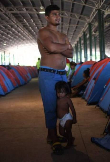 Ayer, el presidente electo de México, Andrés Manuel López Obrador, pidió a las autoridades de Chiapas proteger los derechos de los migrantes que recorren ese estado, especialmente de las familias.