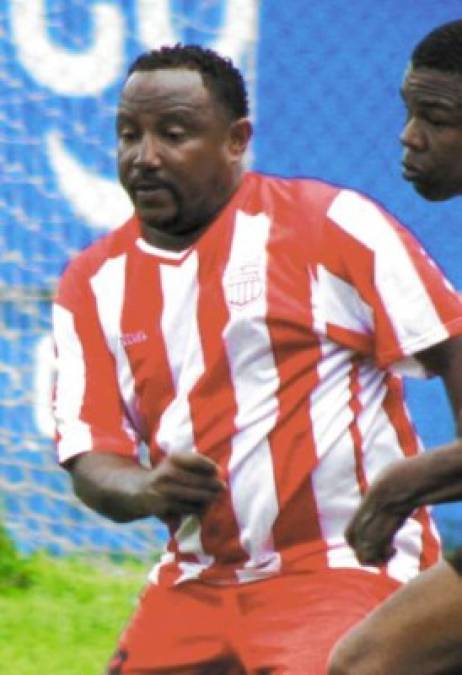 Lester Clay Marson (2009): El ex jugador del club deportivo Vida fue asesinado a balazos en las afueras del estadio Ceibeño, su victimario se acercó y de dos disparos en la cabeza, le quitó la vida.