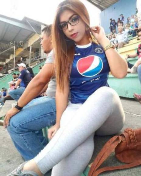 Gretel Murillo: Es una bella aficionadas del Motagua.