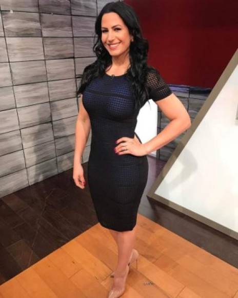 Alba Galindo / Presentadora deportiva<br/><br/>La colombiana inició en 'Republica Deportiva' en Univision y actualmente es presentadora deportiva de Redes ESPN. La también modelo regresa por cuarta ocasion a RotaGol.<br/><br/>Foto: Facebook