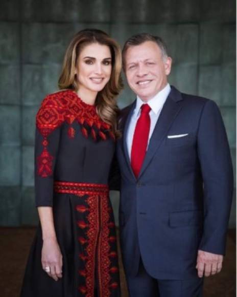 La hermosa Rania ha sido clave para la popularidad del rey Abdalá II de la Corte Real Hachemita de Jordania.