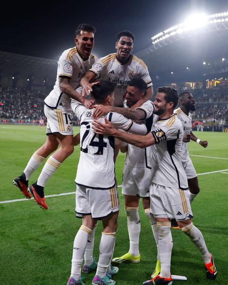 Locura del triunfo de Real Madrid, sorpresivo invitado y la razón de los abucheos a Kroos