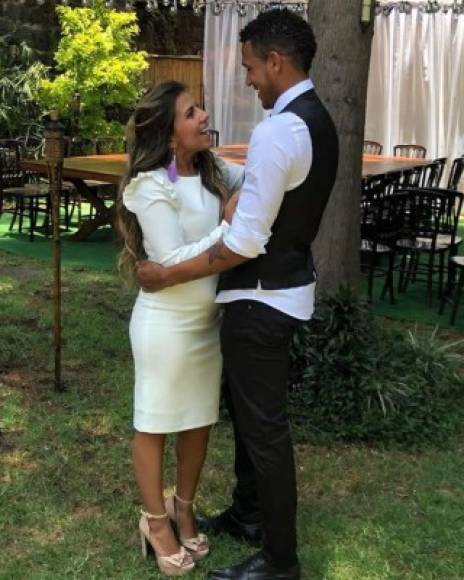 La pareja se casó el sábado 2 de junio en la Ciudad de México.