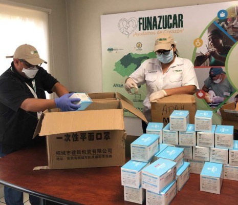 Donan 7,000 mascarillas a zonas de influencia del sector azucarero  