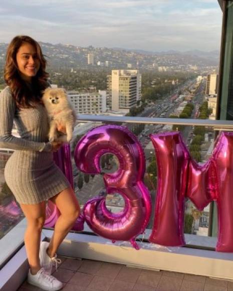 Yanet García festejó con alegría haber llegado a los 13 millones de seguidores en Instagram, esfera virtual donde agradeció a sus fans por el apoyo que le brindan siempre.