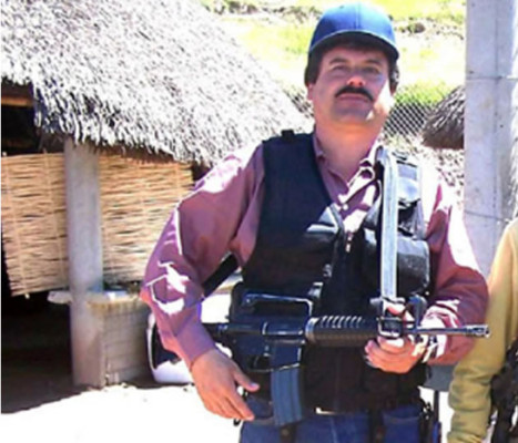 Divulgan fotografía de la detención del 'Chapo Guzmán'