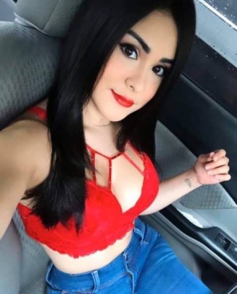 La presentadora y bailarina recolectó varias donaciones el pasado sábado frente a Mall Multiplaza y en Price Smart, en Tegucigalpa. 'Cualquier cosa será de mucha ayuda para los que lo necesitan', dijo la joven.